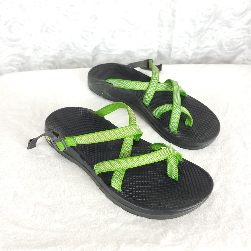 Chaco Women's Size w9 Green Slip On Sandals Adjust - Picture 3 of 10